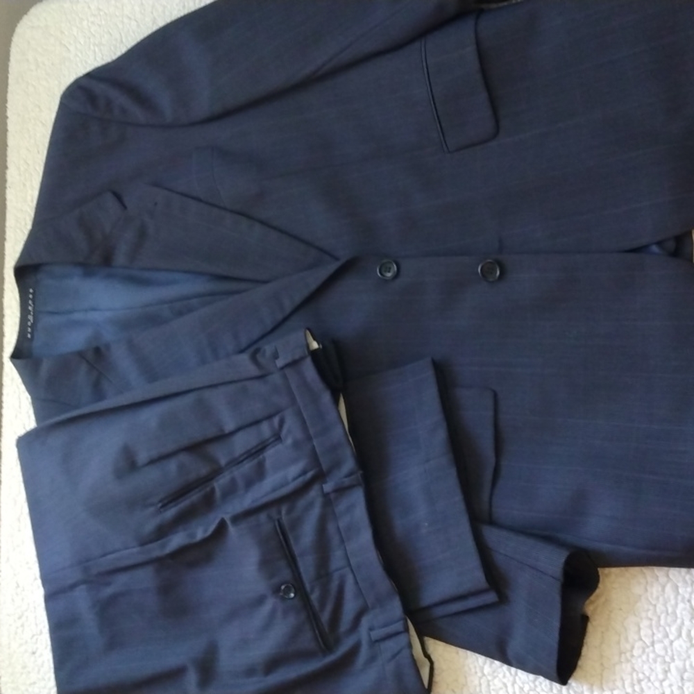 Hugo Boss Modern Fit - Gray Glen Check Wool Suit (Made in USA) 40R
